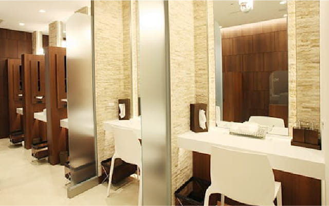 パウダールーム